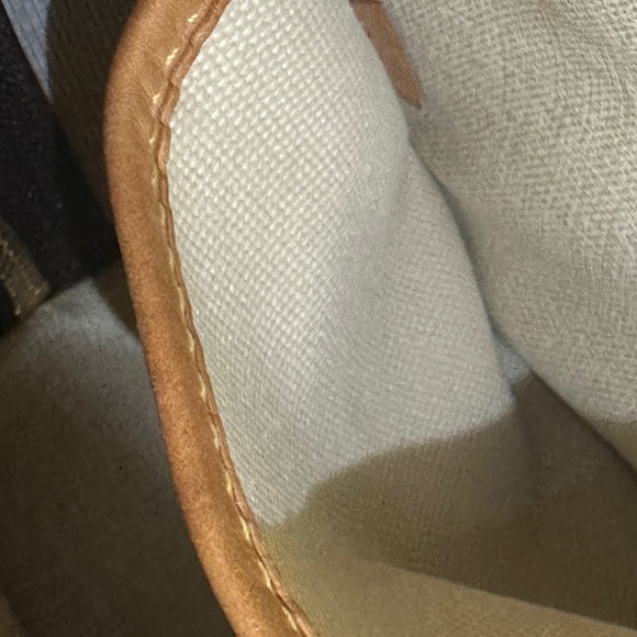 (SOLD) Louis Vuitton Trouville - Picture 7 of 9